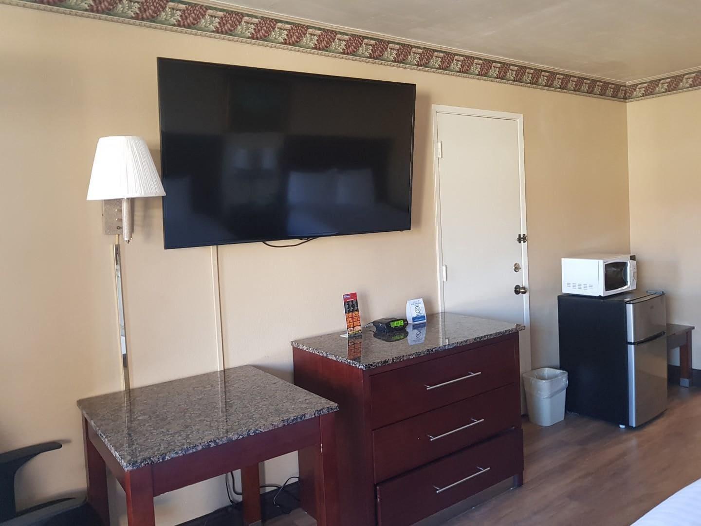 Travelodge By Wyndham Costa Mesa Newport Beach Hacienda Екстериор снимка